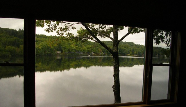Spacious newer upscale home on Lake Todd