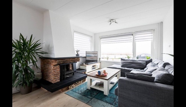 Spacious nice house near Amsterdam city centre and Schiphol airport
