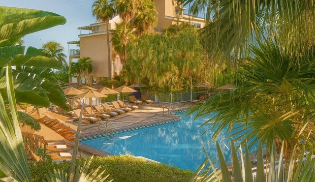 Spacious Oceanfront Stay! Spa, Fitness, & Steps to the Beach!