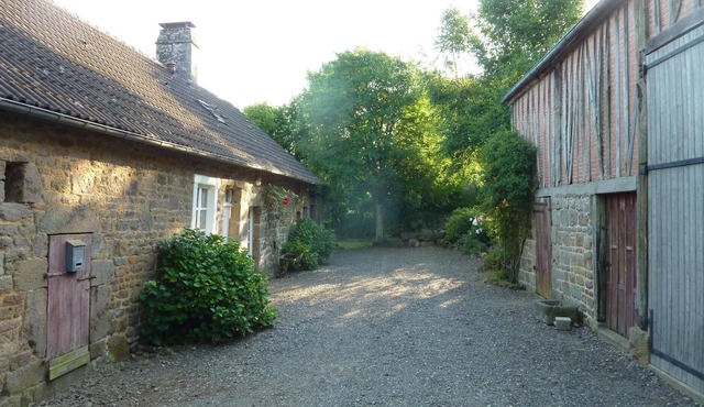 Spacious Old Cottage with Play Barn and view of Chateau in Normandy Countryside