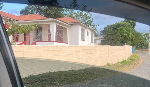 Spacious one bedroom bungalow apartment