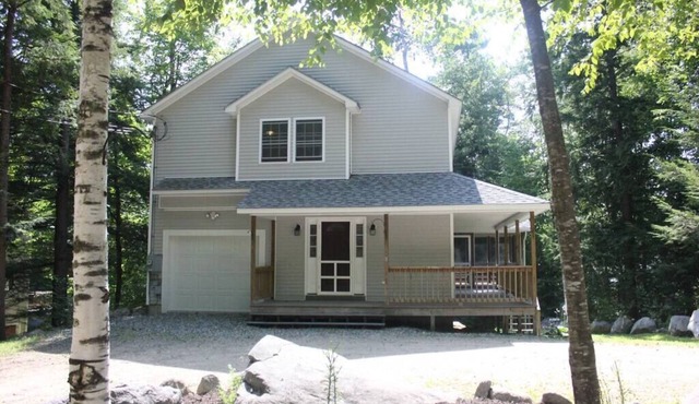 Spacious Open Concept House with Beach Access