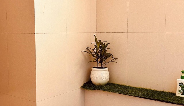 Spacious & Peaceful Homestay in Noida | Family-Friendly, Near Gaur City Mal