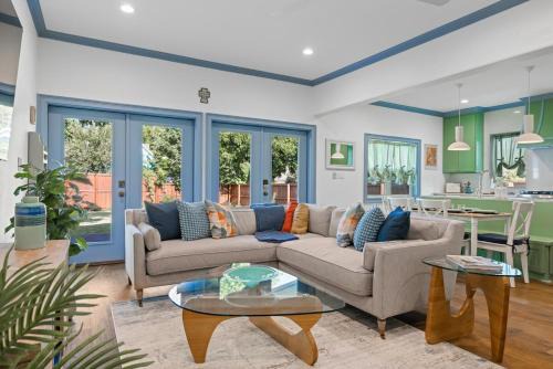 Spacious, Peaceful, Historic - 3 Minute Walk to the Square