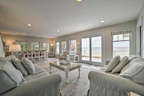 Spacious, Peaceful Lake House w/Sandy Beach