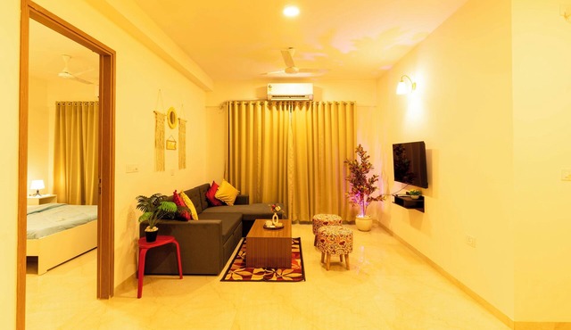 Spacious Pristine, Higher Floor 3bhk near Airport