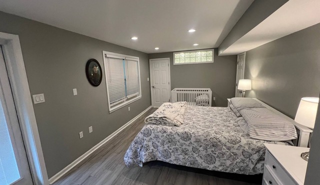 Spacious Private Basement Apartment in Herndon - Quiet & Comfortable