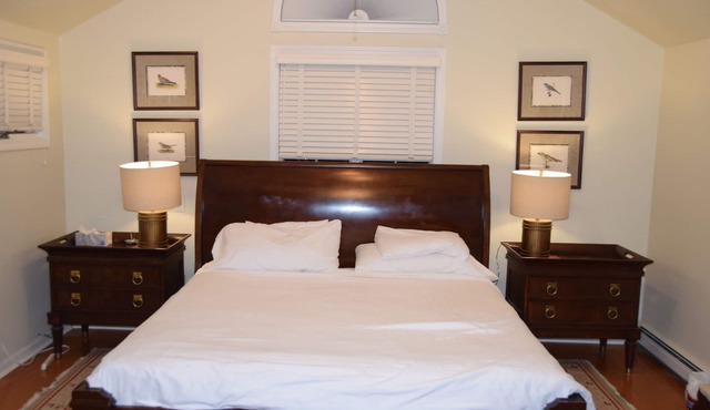 Spacious Private Entrance Master Bedroom/Bath