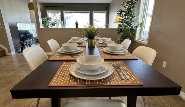 Spacious & Private Retreat near West Edmonton Mall