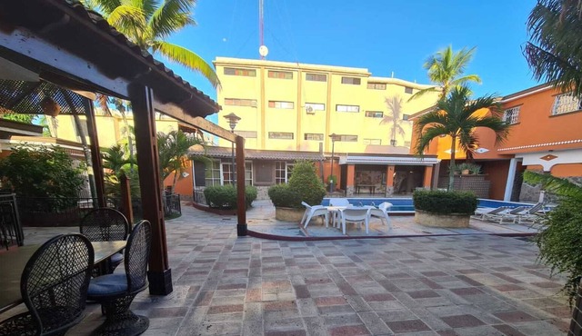 Spacious Private Villa w/ Pool in Boca Chica - LARGE GROUPS & EVENTS