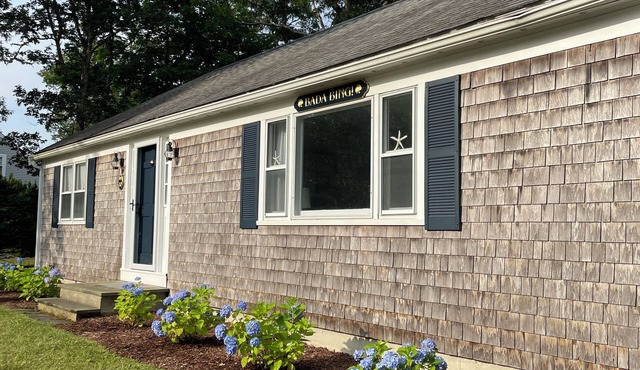 Spacious renovated home, close to Chatham Beaches