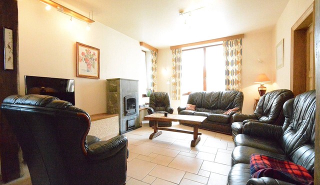 Spacious retreat, Daverdisse