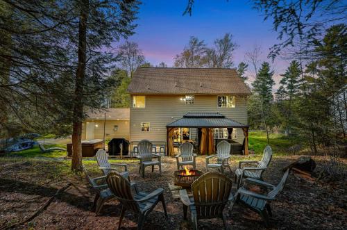 Spacious Retreat - Outdoor Oasis Games and more