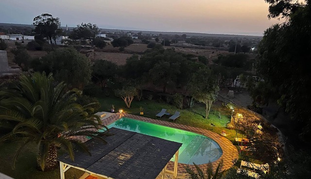 Spacious Riad 11 rooms with swimming pool