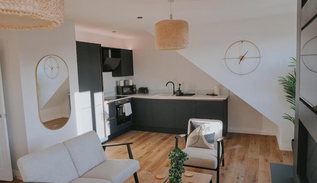 Spacious Second Floor Apartment