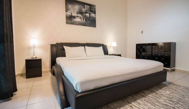 Spacious Studio 5 mins from Dubai Marina
