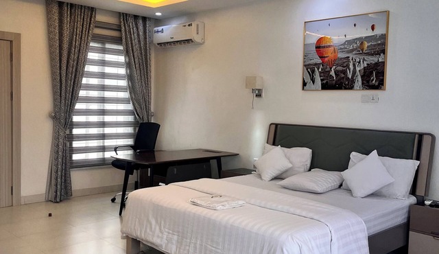 Spacious studio 4-bedroom apartment in the eyebrow area of Gilmore Jahi, Abuja