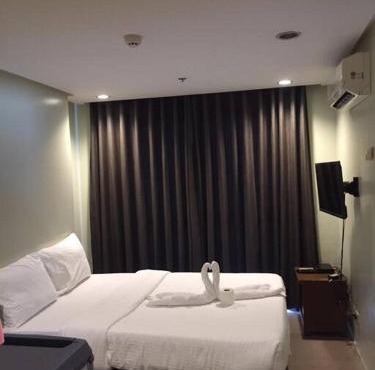 Spacious Studio Apartment B205