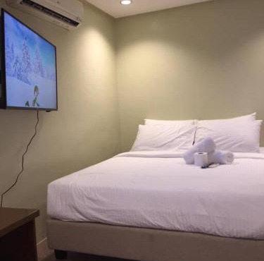 Spacious Studio Apartment B207
