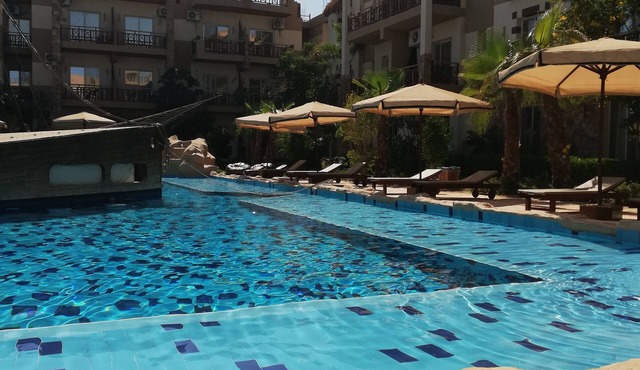 Spacious Studio in Compound in Magawish/Hurghada