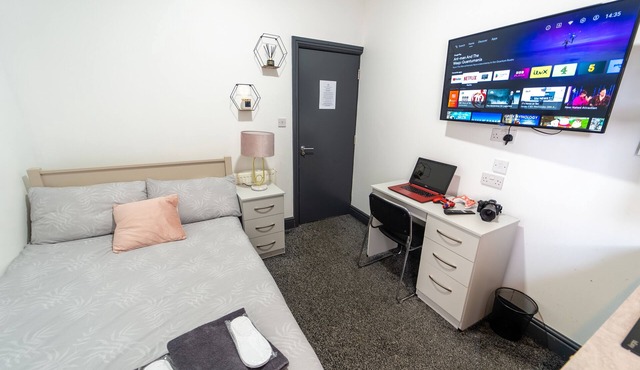 Spacious studio near city centre!