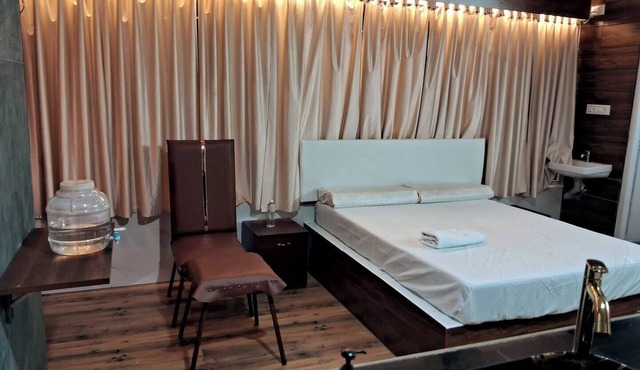 Spacious studio type 1BHK AC flat in Kanyakumari