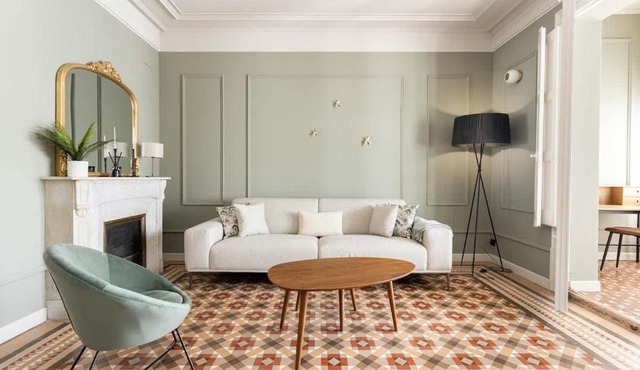 Spacious Stylish 4-bedroom Modernist Apartment