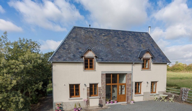 Spacious, stylish and contemporary family-friendly gite in Gavray, Normandy