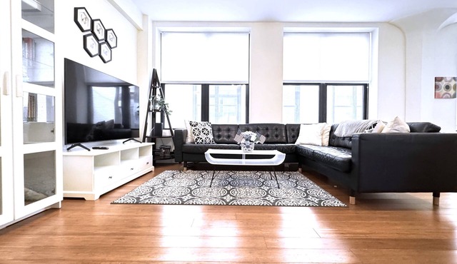 Spacious Sunlit 3BR Downtown Boston Family Favorite Iconic Location