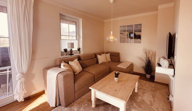 Spacious Thatched Holiday Home with Terrace, Garden and Modern Amenities
