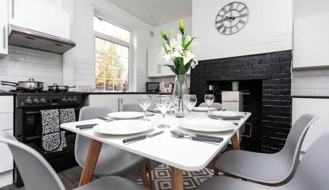 Spacious three bedroom property!