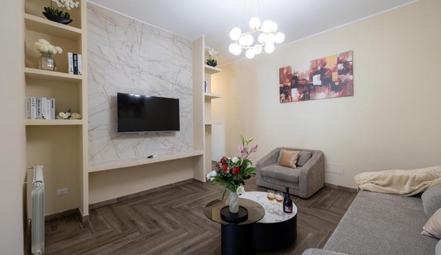 Spacious Three Bedroom Design Apartment near Circo Massimo Rome