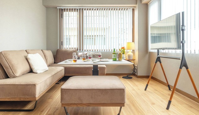 Spacious Tokyo Getaway – 8BR/3BA Home w/Parking by Asakusa & Skytree