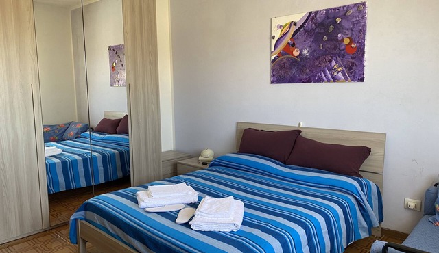 Spacious top-floor apartment, bright and airy south of Verona