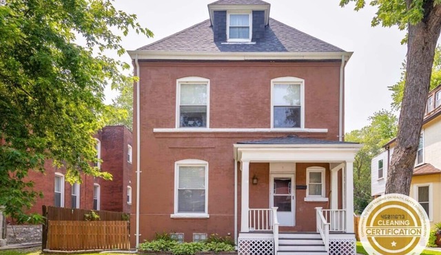 Spacious Tower Grove 3BR Home ABODEbucks
