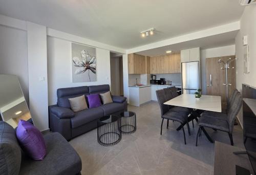 Spacious Two Bedroom Suites in Old Town