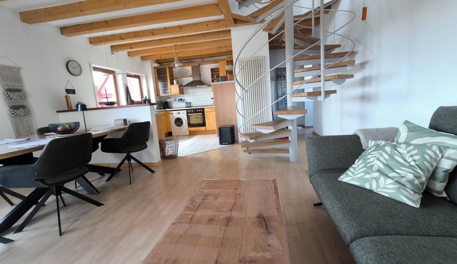 Spacious vacation apartment (90 sqm) to feel good on 2 levels with balcony