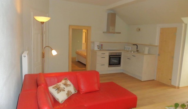 Spacious vacation apartment (50 sqm) for up to 2 people with TV