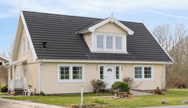 Spacious villa in the countryside near the beach