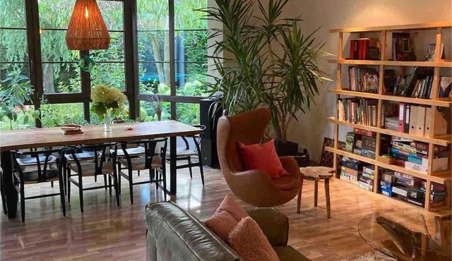 Spacious villa with an outdoor pool in Černošice