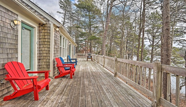 Spacious Waterfront Falmouth Home on Jenkins Pond!