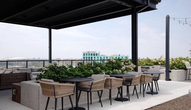 Spacious West Loop 1BR w/Pool & Grills, nr Fulton Market, by Blueground