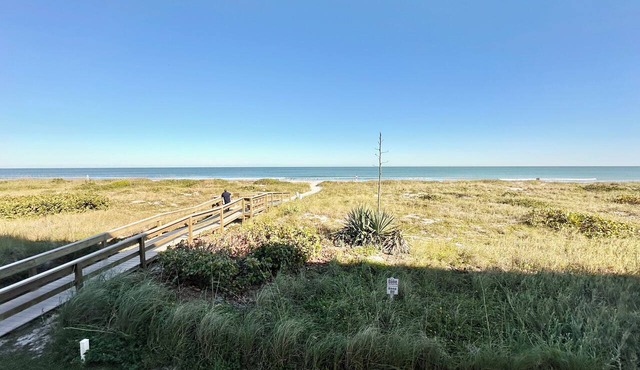 Spanish main #5 Oceanfront View