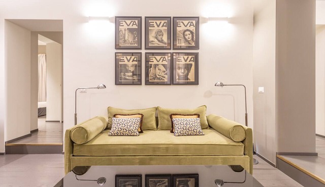 Spanish Steps Deluxe Apartment