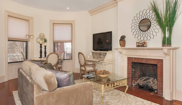 Sparkling New 2br/2ba In Boston's Back Bay Next To Hynes Convention Center