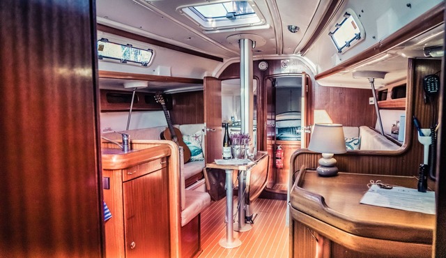 Special overnight adventure on sailing yacht in Bremen.