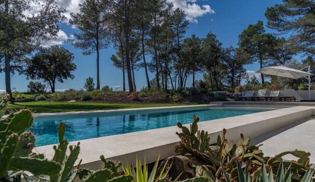 Spectacular architectural villa with views