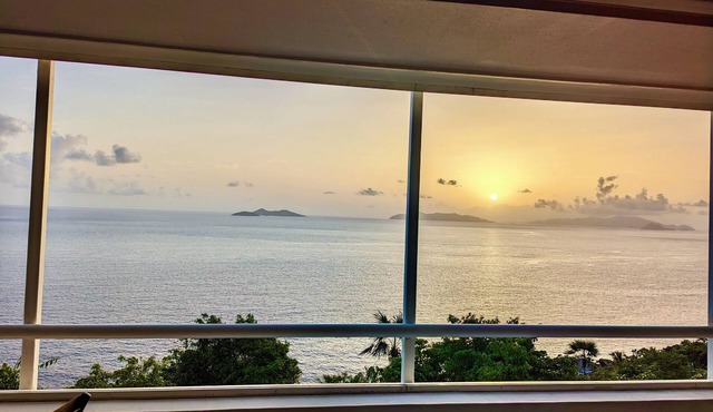Spectacular Ocean and Island Views from Every Room Condo Sleeps 4 Mahogany Run