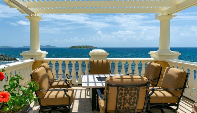 Spectacular Oceanfront 4 BDRM Expansive Villa