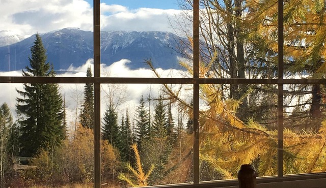 Spectacular Top Floor 2 Br W/Hot Tub and Panoramic View